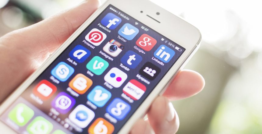 DP Social Media Marketing iphone